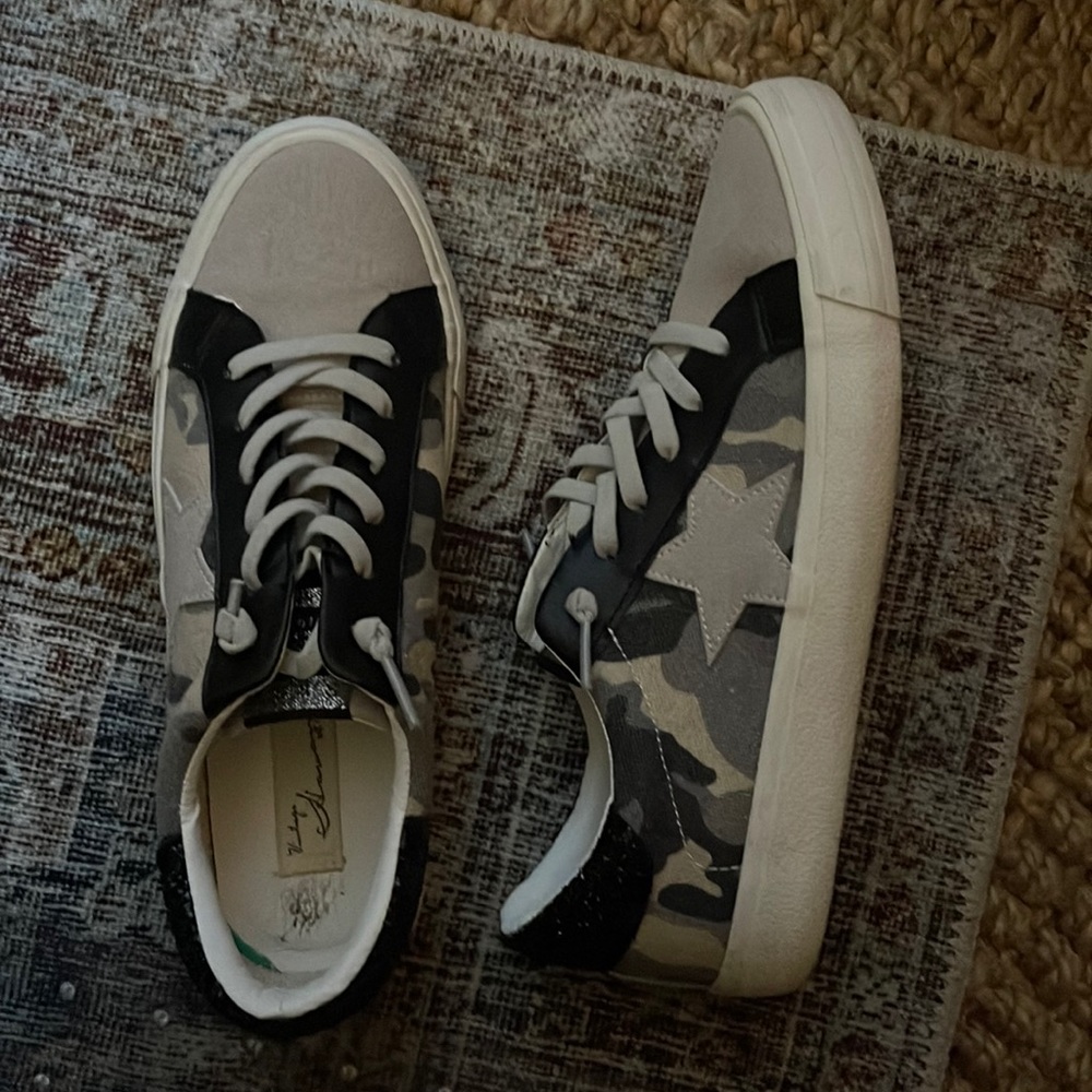 Vintage Havana Sneakers